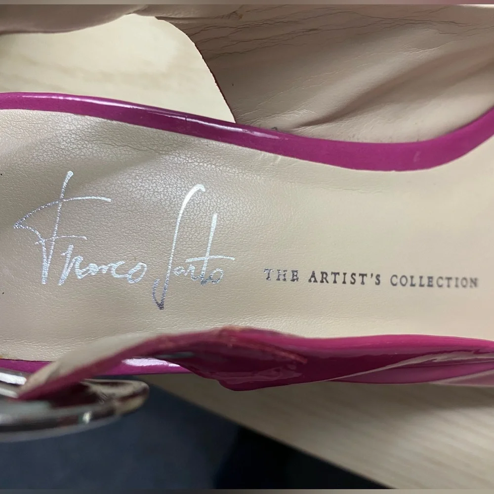 Pink patent platforms w/ open toe, adjustable back strap & satin silver buckle - Picture 6 of 7